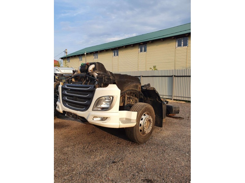 Поступление DAF XF106